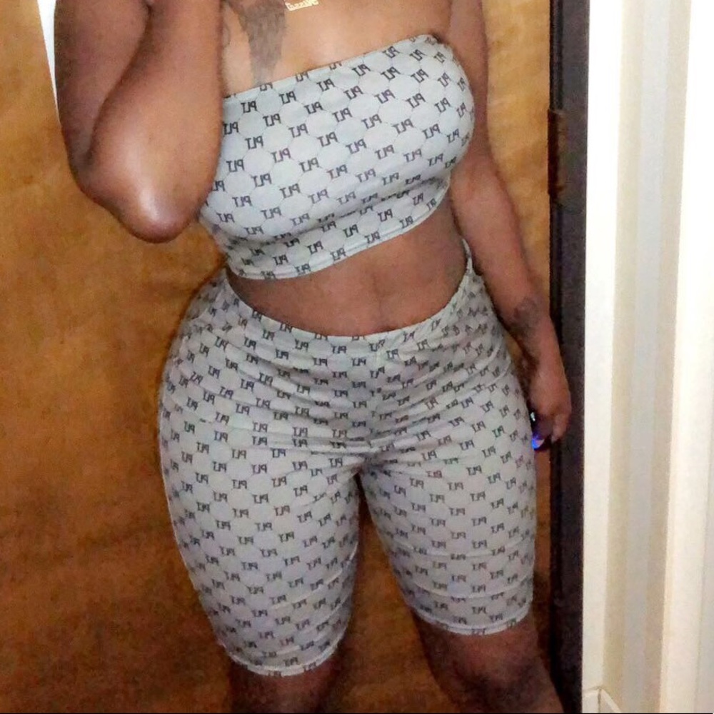 Two piece set